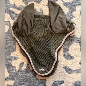 Horse Ear bonnet hunter green full size